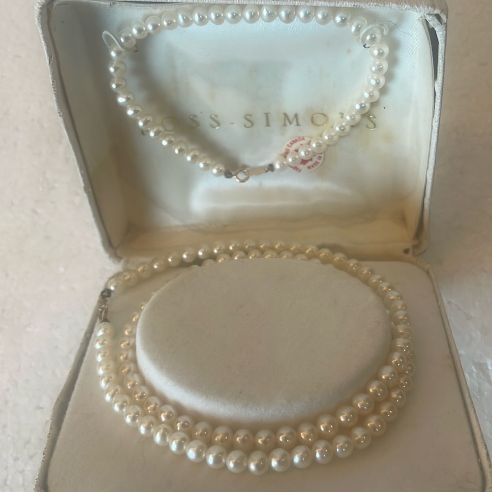 Vintage Ross Simons pearl necklace and matching white cultured bracelet set new